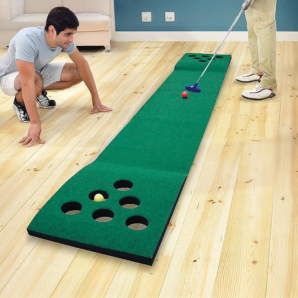 Golf Beer Pong Game Toy Set Green Golf Putting Matt with 2 Putters, 6 Balls - V63-835971 Golf Beer Pong Game Toy Set Green Golf Putting Matt with 2 Putters, 6 Balls - Image 2
