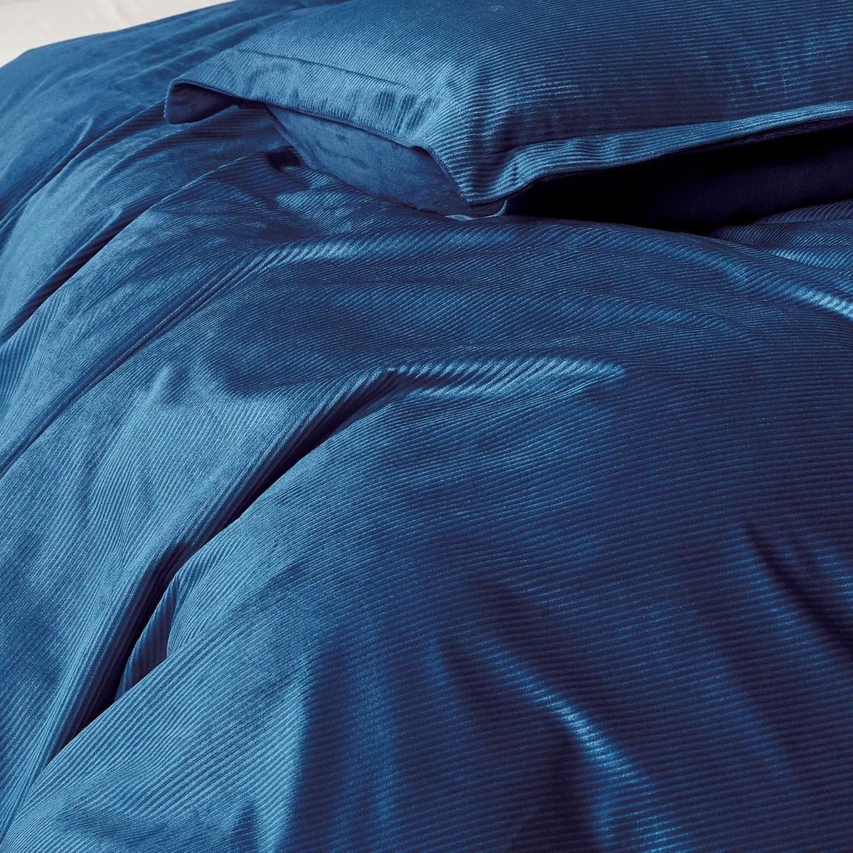 Set of 2 Super Soft Corduroy Velvet Standard Pillowcase - Navy Blue - V439-SPCNAVYV V439 SPCNAVYV 191062 02