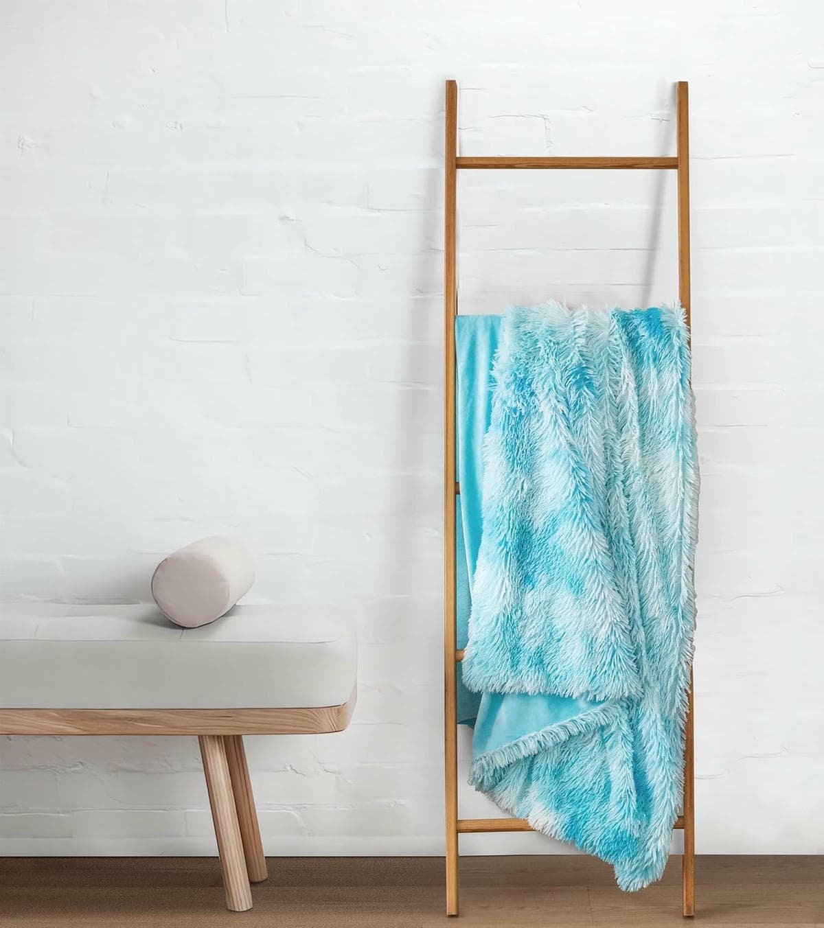 Double Sided Fx Fur Shaggy Throw Blanket - Blue - V439-TRSHAGGYBU V439 TRSHAGGYBU 191079 02