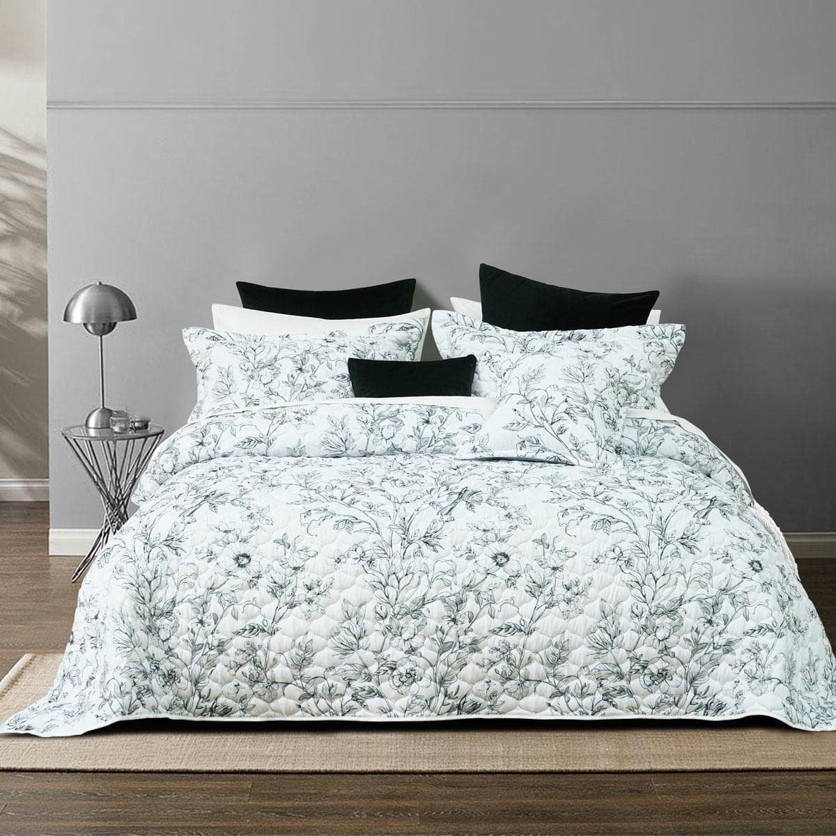 V442 BCA BEDSPREAD GRACIE WHITE KS 213211 00
