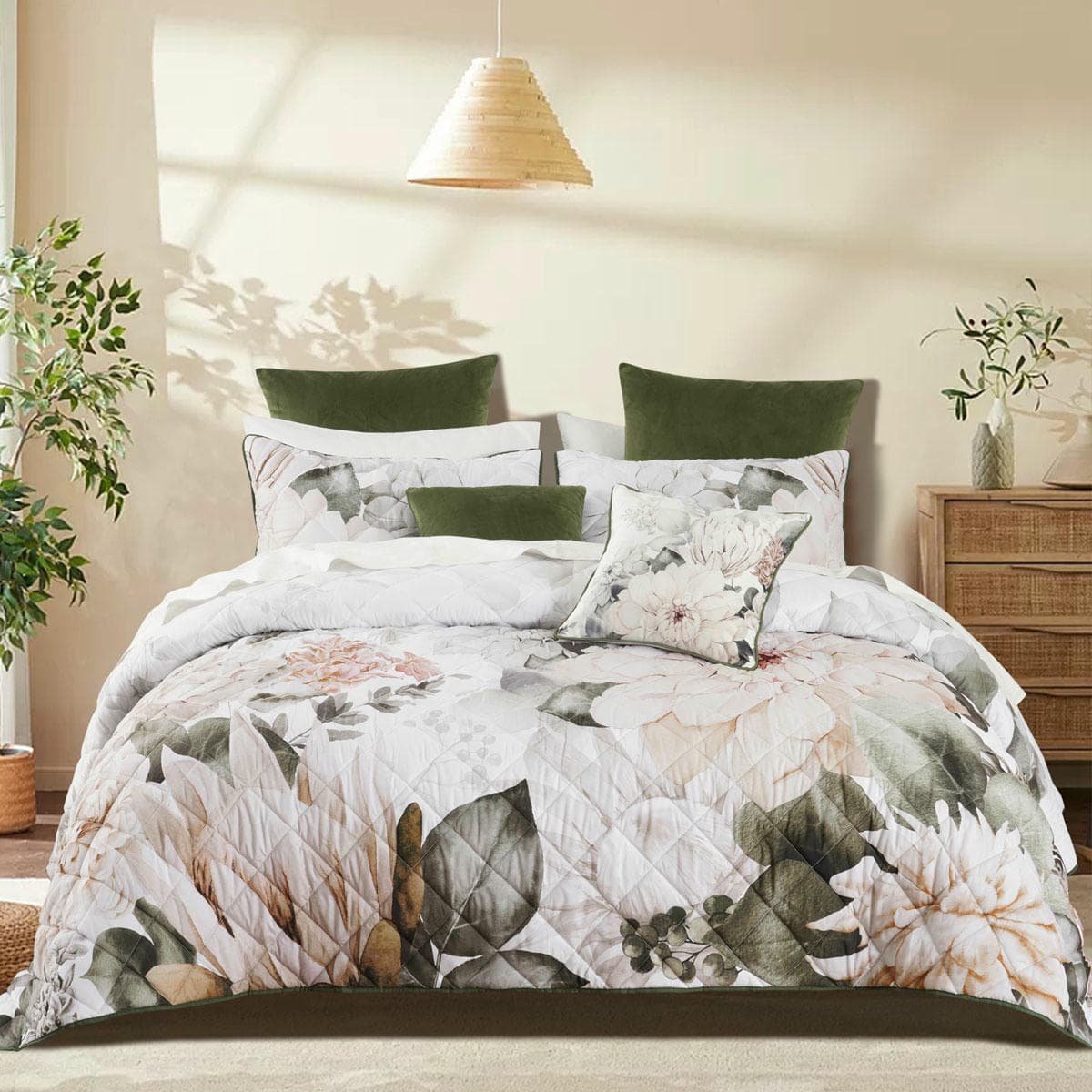 V442 BCA COVERLETS GISELLE WHITE DS 202507031627 00