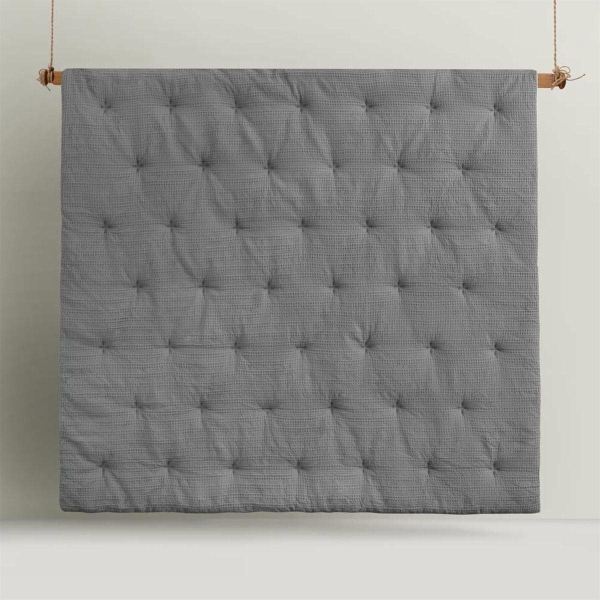 Accessorize Soho Waffle Dark Grey 3 Piece Comforter Set King - V442-HIN-COMFORTER-SOHOWAFFLE-DARKGREY-KI V442 HIN COMFORTER SOHOWAFFLE DARKGREY KI 158457 03