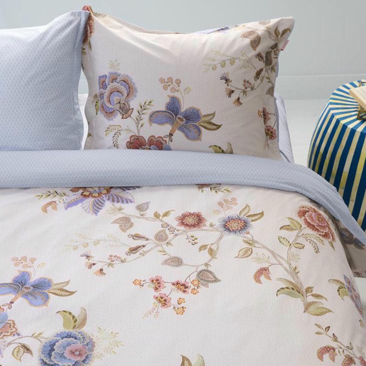 PIP Studio Cece Fiore White Cotton Quilt Cover Set Queen - V442-HIN-QUILTCS-CECEFIORE-PEACH-QS PIP Studio Cece Fiore White Cotton Quilt Cover Set Queen - Image 3