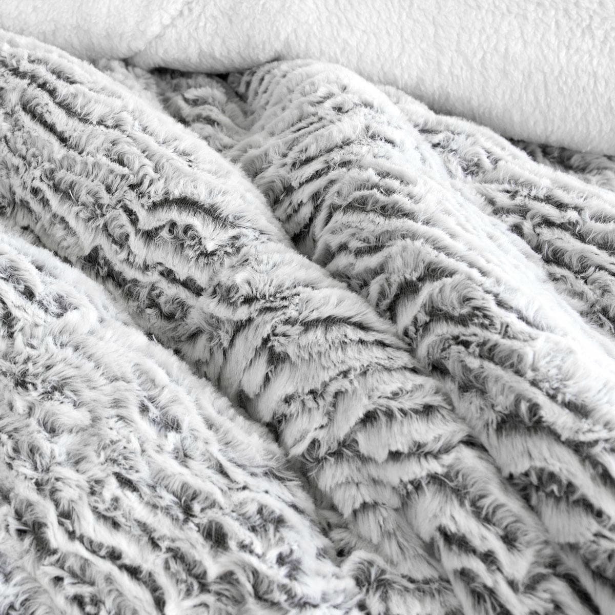 Ardor Faux Fur Silver 3 Piece Comforter Set Single/Double - V442-INT-COMFORTER-FAUXFUR-SILVER-SB V442 INT COMFORTER FAUXFUR SILVER SB 141924 02