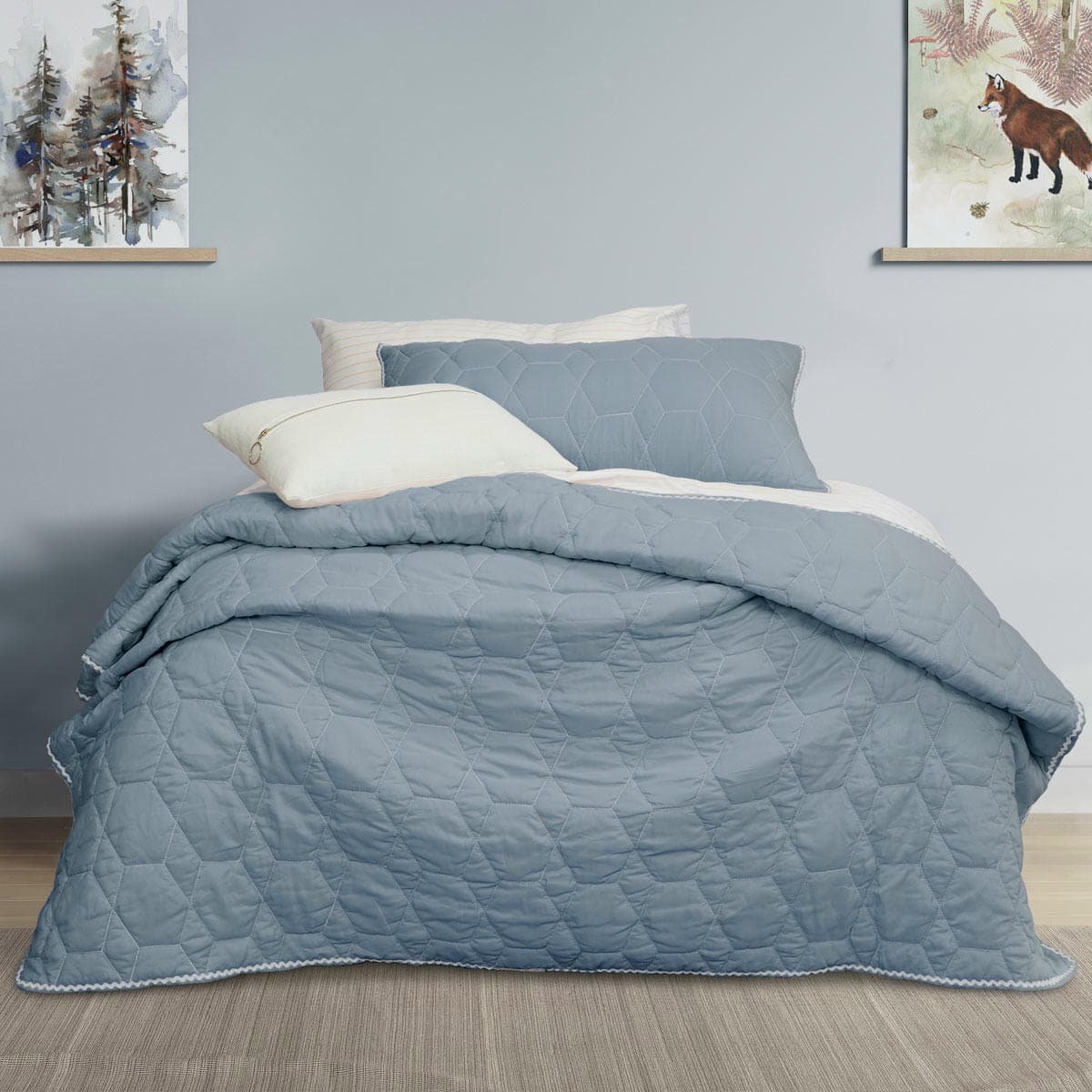 V442 INT COVERLETS BOLSTON PALEBLUE DS 141543 00