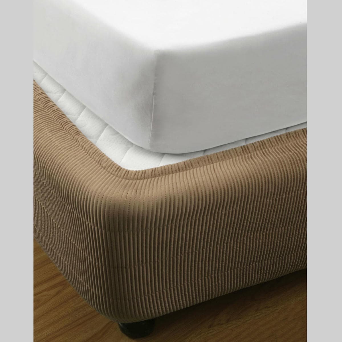 V442 KIT VALANCE QUILTED MOCHA QS 158479 00