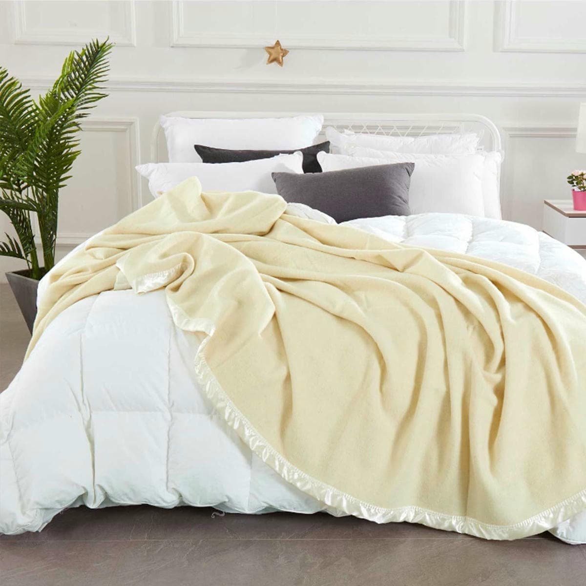 V442 MFL BLANKET MERINOWOOL CREAM QS 202894 00