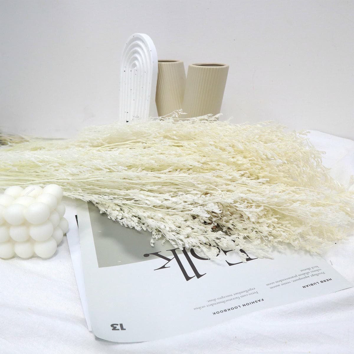 Misty Bleached White - V489-MIS-WHI-BLE Misty Bleached White