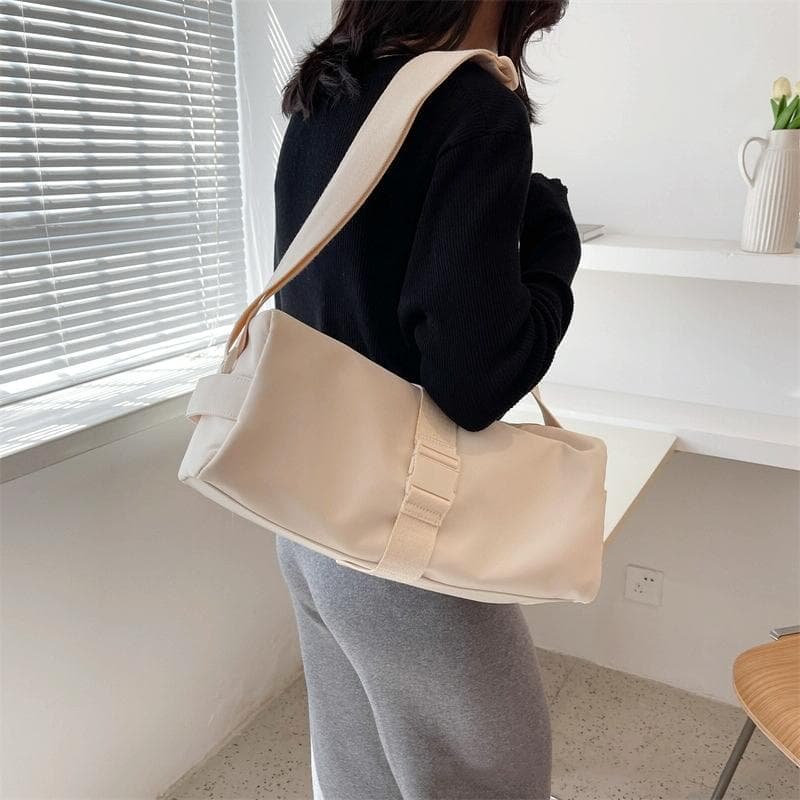 Travel & Fitness Crossbody Bag - Waterproof Nylon - Black - V562-B1026124060DBT V562 B1026124060DBT 202503041335 03
