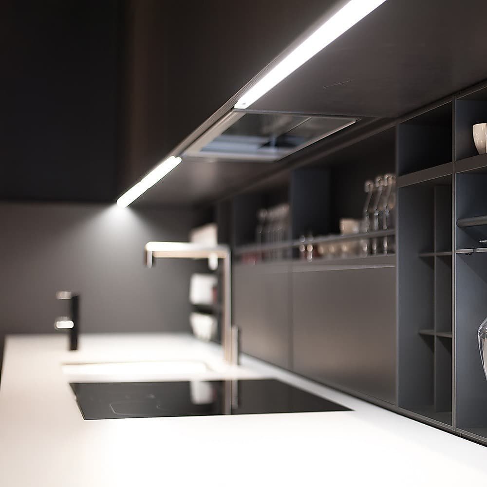 V63 844301 143501 01