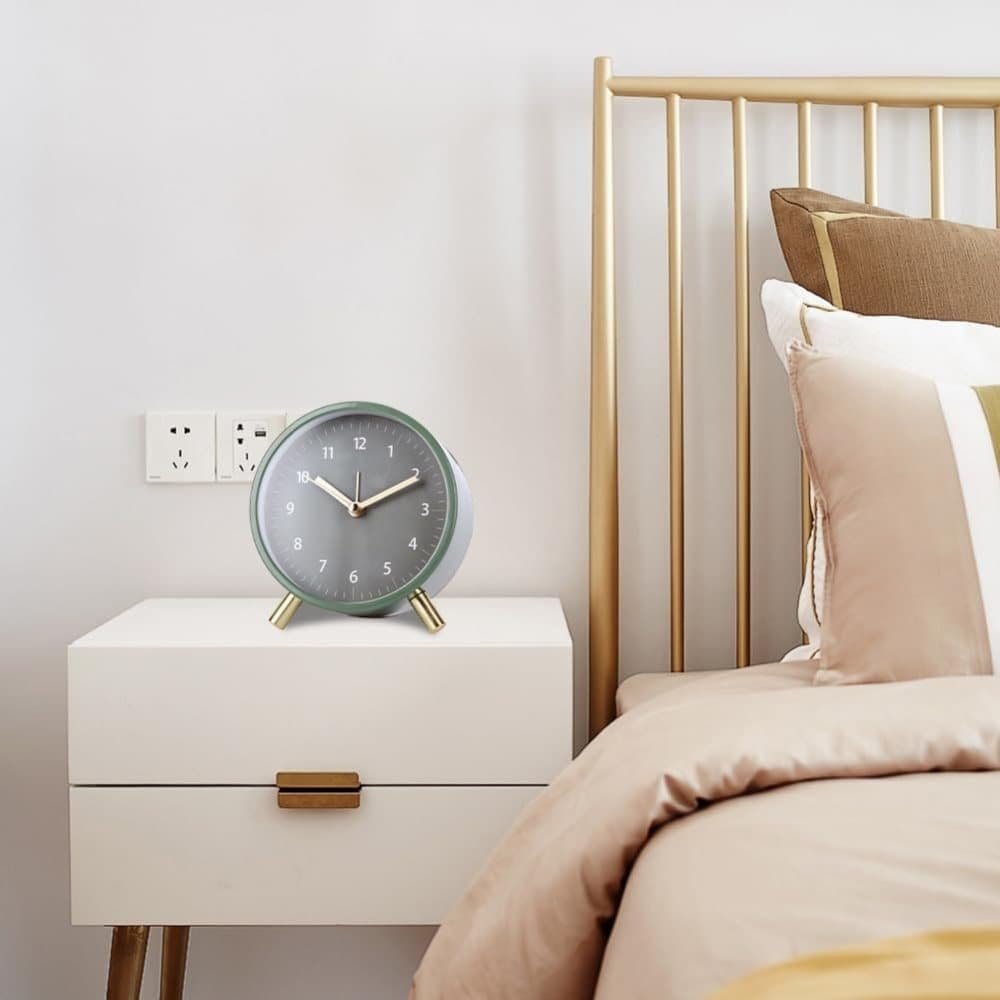 Small Silent Alarm Clock with Night Light and Backlight, Pink, Metal Design for Bedroom Office Living Room - V1188-MS-325-1840 Small Silent Alarm Clock with Night Light and Backlight, Pink, Metal Design for Bedroom Office Living Room - Image 9