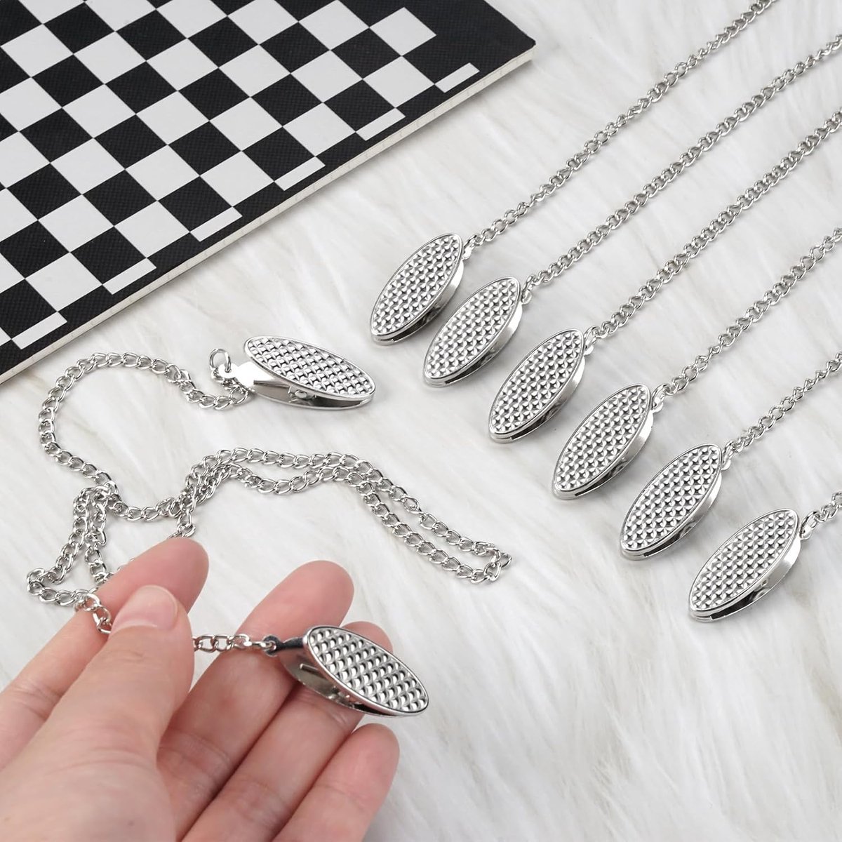 Napkin chain with clips - 4 pieces napkin chain - napkin clips - napkin clips with chain - 50 cm metal chain - Napkin clips - silver metal napkin clips - napkin clips chain - napkin chain - for seniors adults children - V1188-MS101-02864-1 Napkin chain with clips - 4 pieces napkin chain - napkin clips - napkin clips with chain - 50 cm metal chain - Napkin clips - silver metal napkin clips - napkin clips chain - napkin chain - for seniors adults children - Image 6