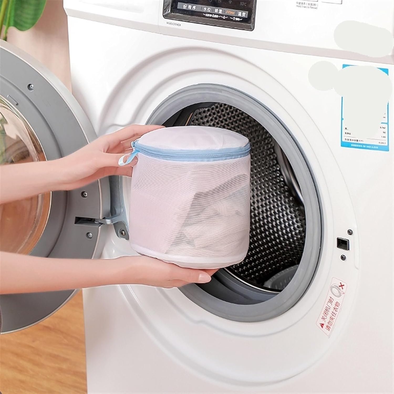 Laundry Bag - Blue Laundry Bags with Zipper - Fine Mesh Storage Bags - Protect Your Laundry and Washing Machine - Laundry Bags for Washing Bras, Underwear, Socks, Baby Clothes, Travel and Storage - Set of 6 - V1237-NKKS00023 Laundry Bag - Blue Laundry Bags with Zipper - Fine Mesh Storage Bags - Protect Your Laundry and Washing Machine - Laundry Bags for Washing Bras, Underwear, Socks, Baby Clothes, Travel and Storage - Set of 6 - Image 3