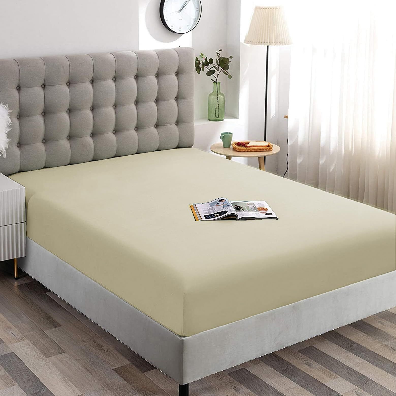 Hotel Quality Fitted Sheet - 1 Piece Fitted Sheet -Breathable Bedding - Wrinkle, Fade, Stain Resistant- 16inch/40cm Deep Pocket Fitted Bed Sheet-Wrinkle and Fade Resistant,(Cream White,Double)