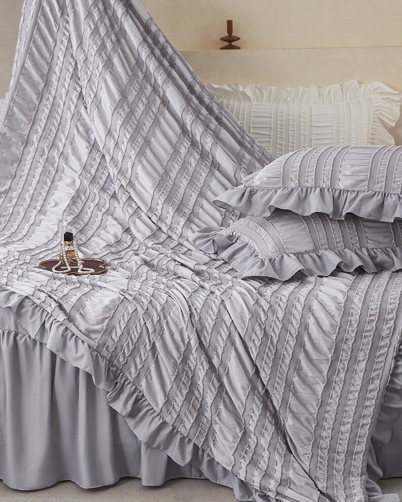 Black Elegant Ruffle Seersucker Duvet Cover with 2PCS Pillow Shams - 3-Piece Vertical Stripe Clipped Floral Textured Bedding (King Size 264 x 229 CM) - V888-ELOSUNG49377 Black Elegant Ruffle Seersucker Duvet Cover with 2PCS Pillow Shams - 3-Piece Vertical Stripe Clipped Floral Textured Bedding (King Size 264 x 229 CM) - Image 4
