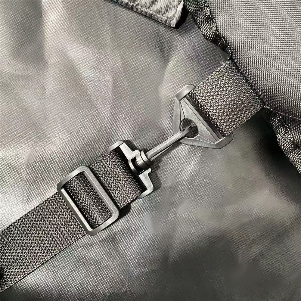 Wetsuit Change Mat, Portable Large Beach Dry Bag Waterproof Changing Mats with Shoulder and Handle Strap for Surfing(90cm) - V1192-AZ-W-5546 Wetsuit Change Mat, Portable Large Beach Dry Bag Waterproof Changing Mats with Shoulder and Handle Strap for Surfing(90cm) - Image 4